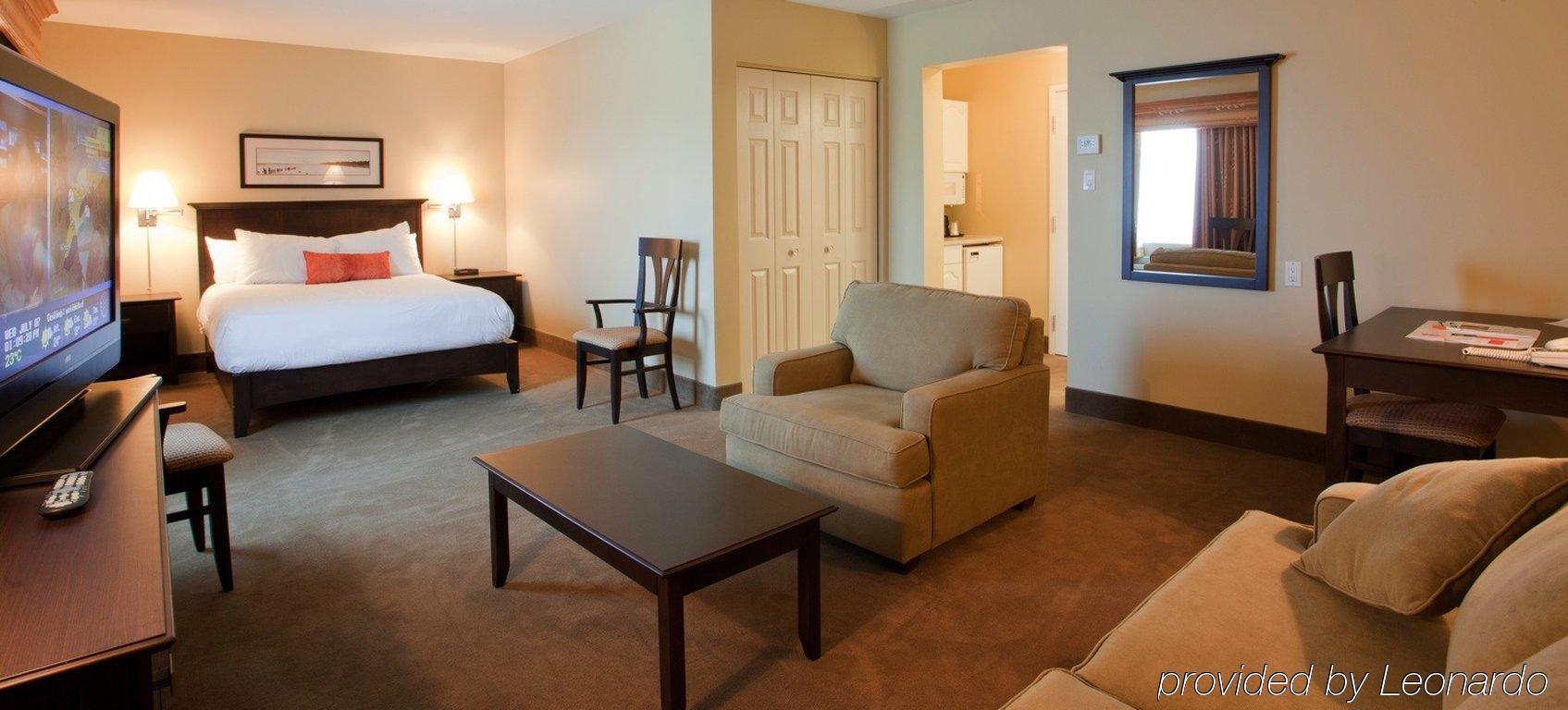 Amsterdam Inn & Suites Сассекс Экстерьер фото